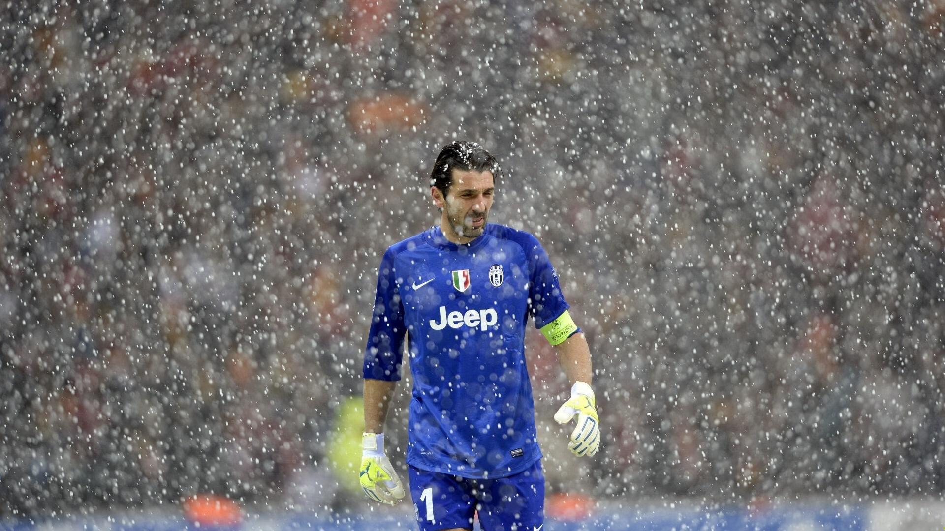 中国女排力克强敌巴西队,勇夺世界联赛冠军