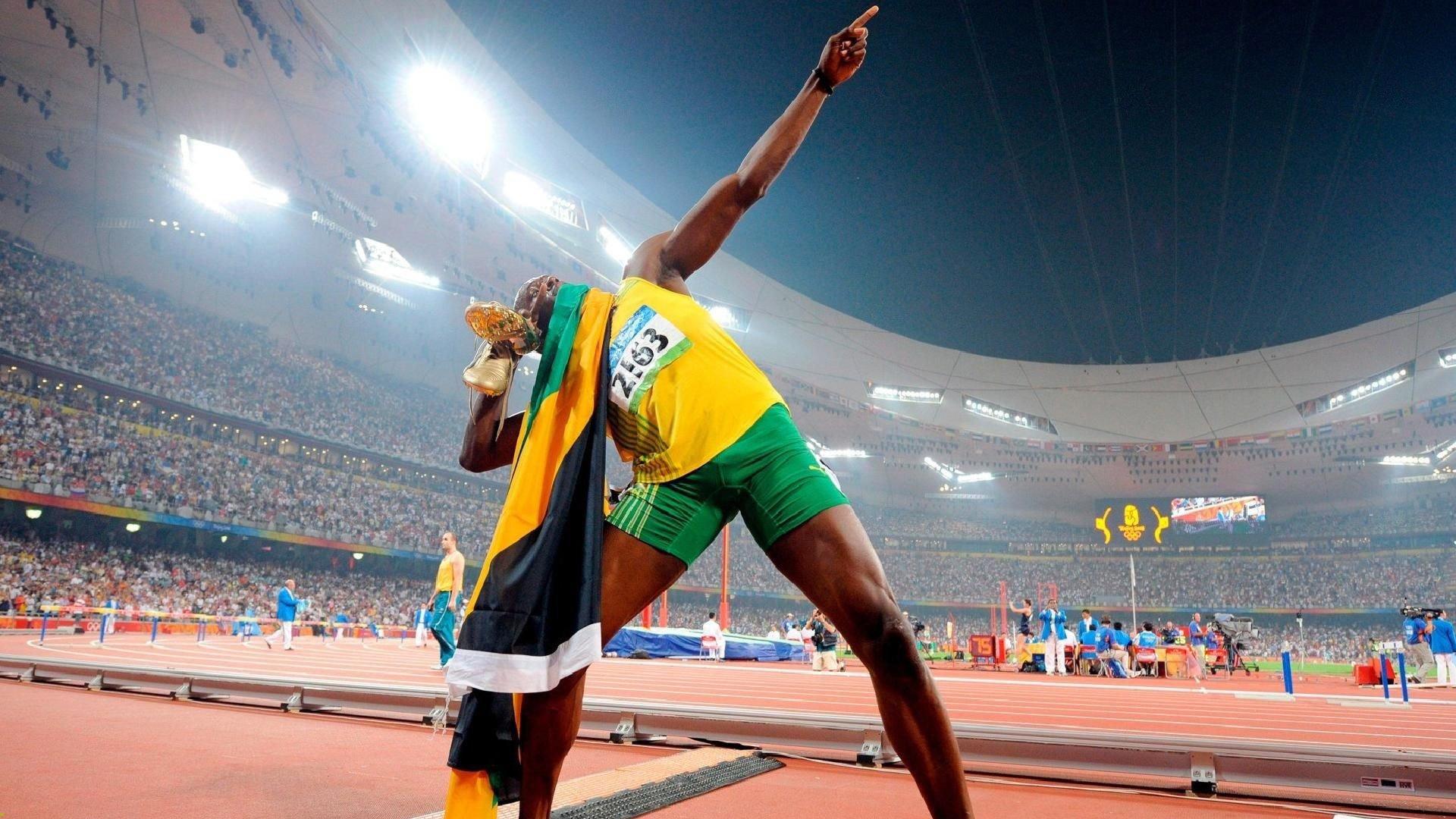 国羽新星闪耀全英赛，女单小将力克世界第一夺冠