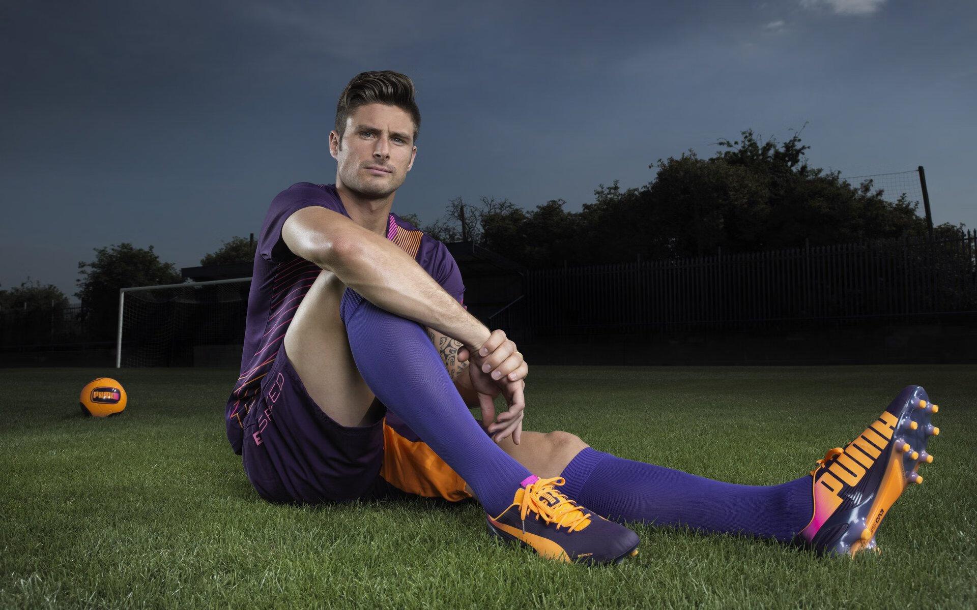 中国女足备战亚洲杯 新帅亮相引关注