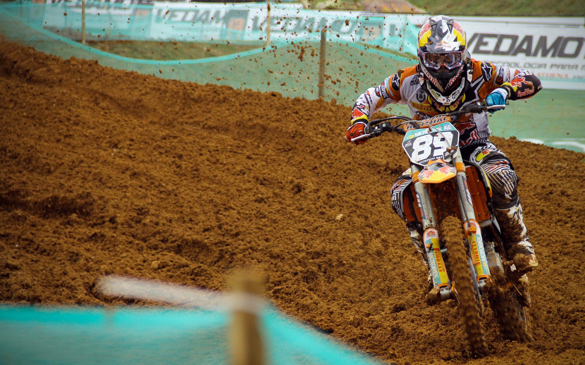 亚冠联赛激战正酣 中超劲旅展现强势表现