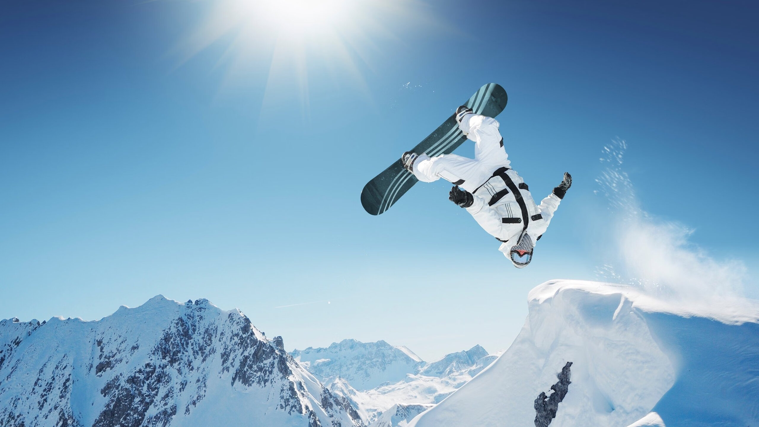 巅峰对决！新星闪耀扣篮大赛，创意与力量引爆全场