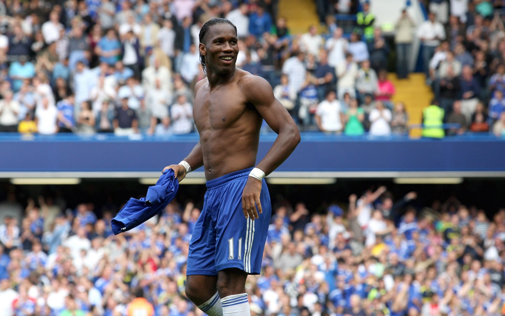 阿尔卡拉斯横扫对手晋级美网八强 新生代天王展现王者气质